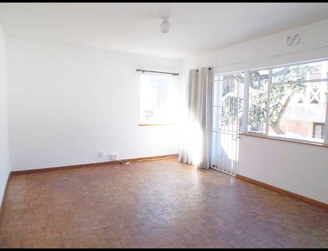 1 bed property to rent in ORANJEZICHT